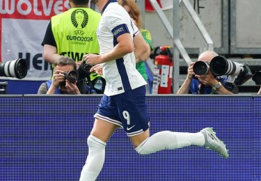 澳客足彩-2018年火箭队对阵圣安东尼奥马刺队全场赛事